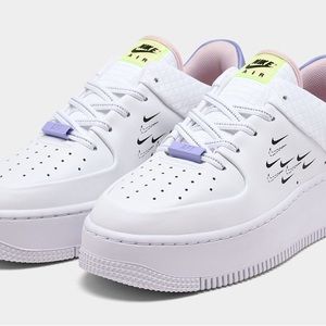 Nike Air Force 1 Sage ‘Light Thistle’